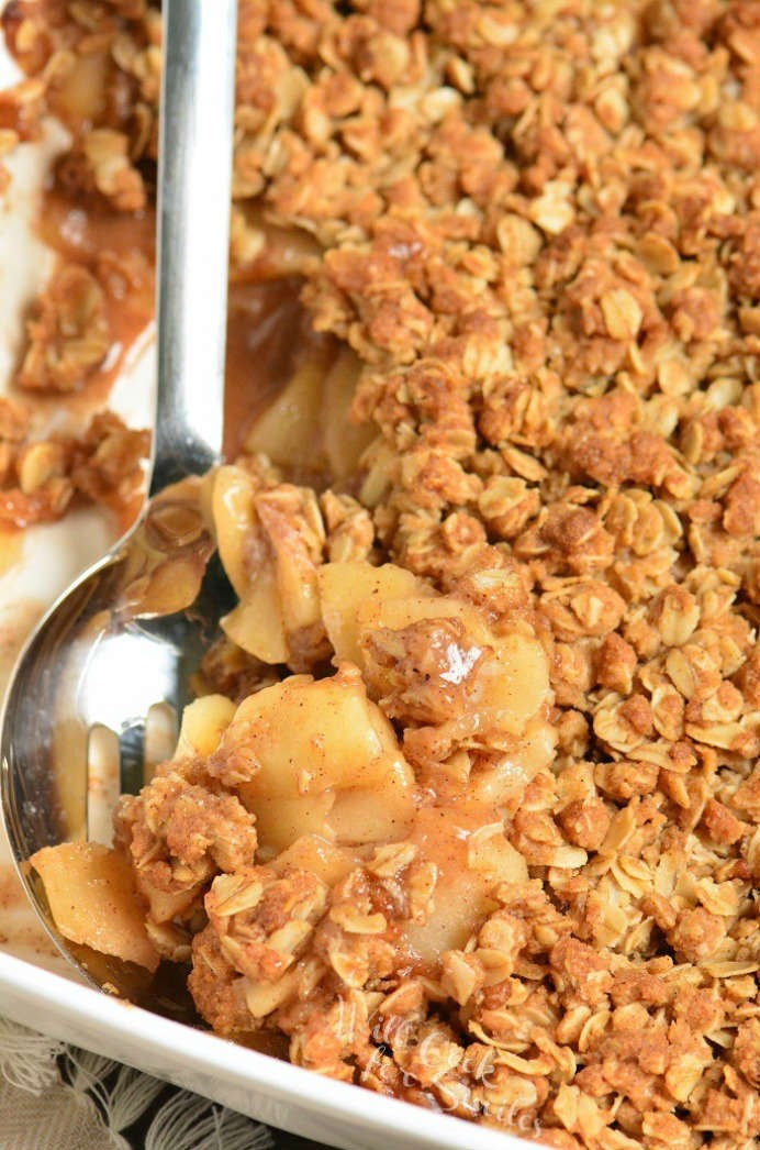 Milk Pail Honey Apple Crisp with Berry Rolled Oat Streusel