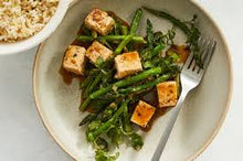 Load image into Gallery viewer, Stir Fry Organic Black Pepper Tofu, Daikon &amp; East End Broccolini (serves 3-5)
